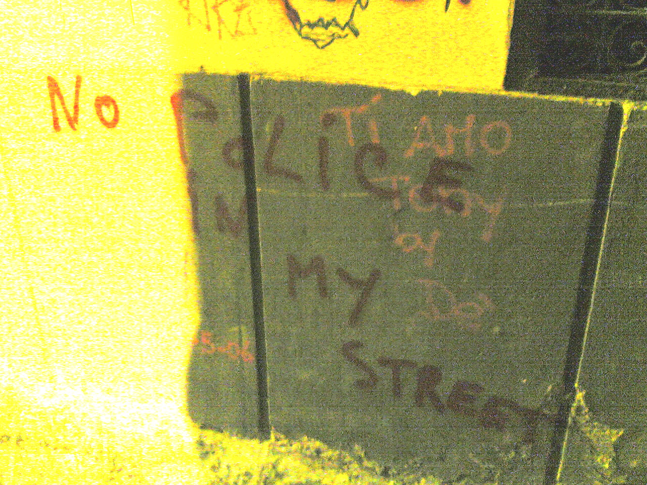 NO POLICE IN MY STREET